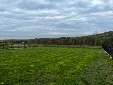 Ogrodzona działka sprzedam