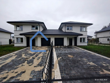 Dom z parkingiem