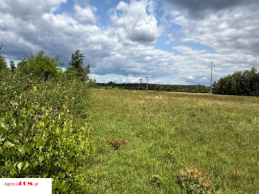 Pusta działka Książenice