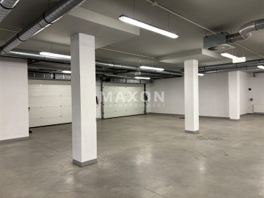 Budynek użytkowy Warszawa