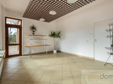 Budynek użytkowy Warszawa