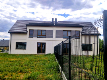 Dom Książenice sprzedaż