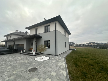 Dom Książenice sprzedaż