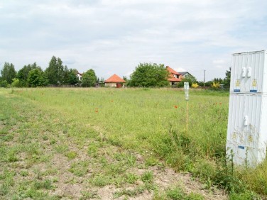 Pusta działka Paprotnia