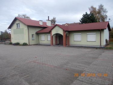 Budynek użytkowy Różyny