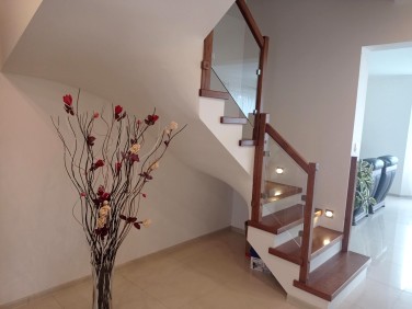 Dom Stara Wieś sprzedaż