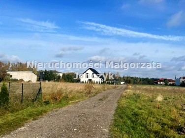 Pusta działka Paprotnia