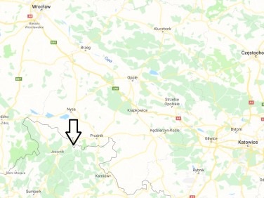 Działka nad jeziorem