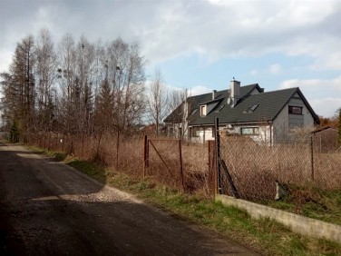 Ogrodzona działka sprzedam