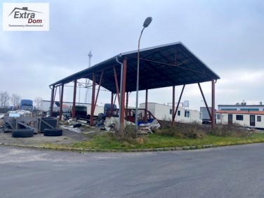 Zabudowana działka płoty